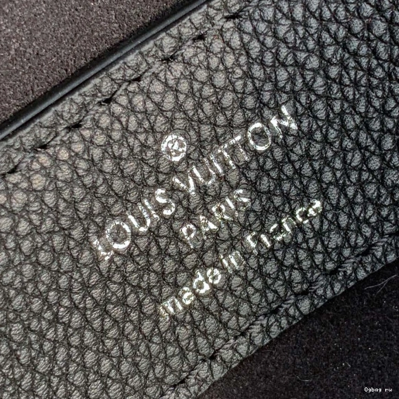 VUITTON EVER BB LOCKME LOUIS 0725